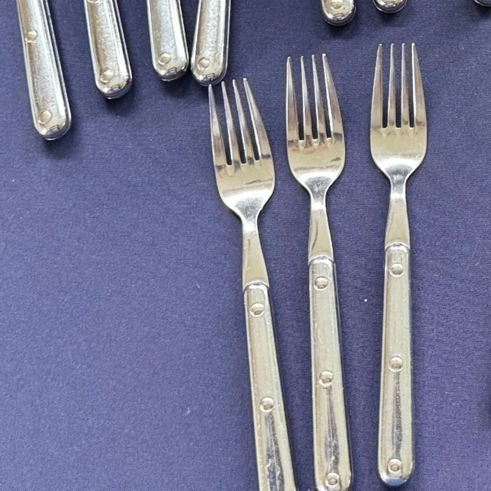 Vintage 15 Piece Stainless Steel Flatware Set‎ Silver Riveted Handles